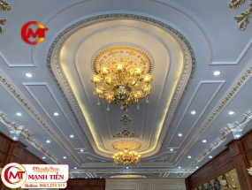 Trần Thạch Cao Tân Cổ Điển Dát Vàng Đẹp, Sang Trọng