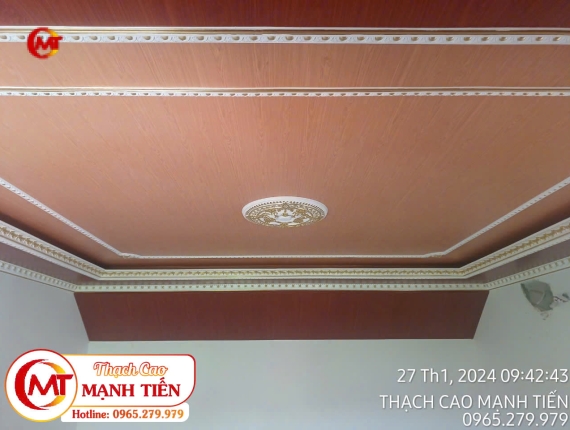 TRẦN THẠCH CAO TÂN CỔ ĐIỂN LUXURY 