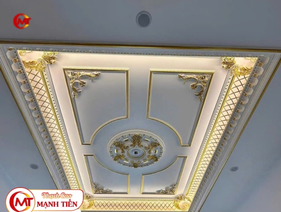 TRẦN THẠCH CAO TÂN CỔ ĐIỂN LUXURY 